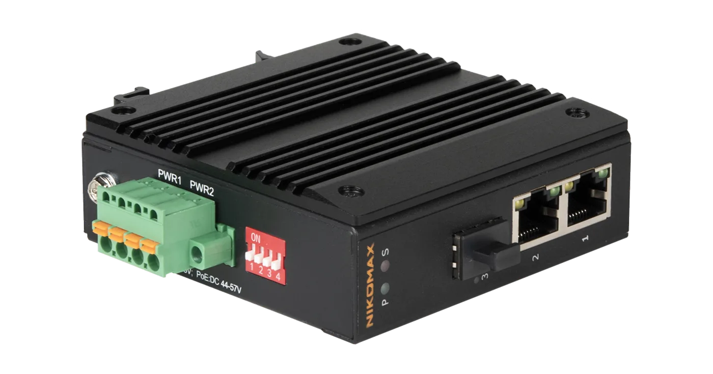 Медиаконвертер и SFP модуль 2х10/100/1000 Мбит/с SFP 100/1000 Мбит/с NIKOMAX — фото